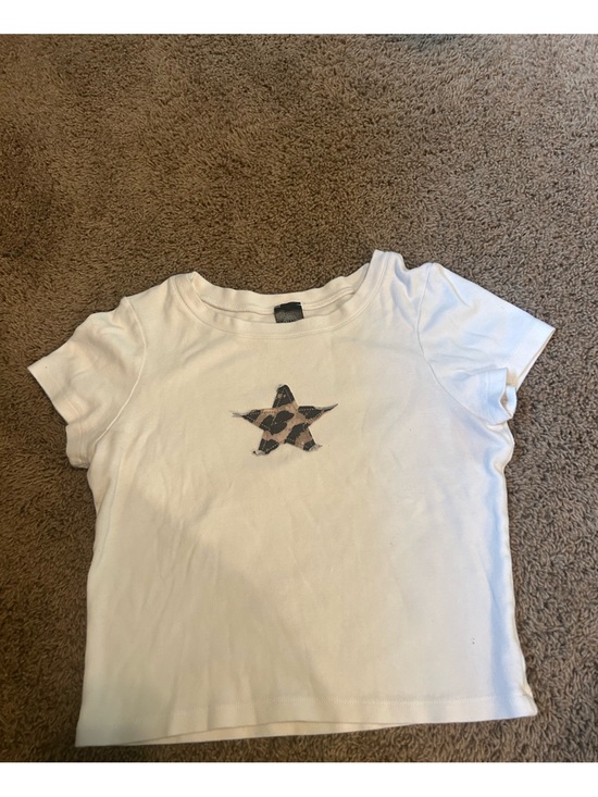 PacSun Tops - PACSUN star graphic tee